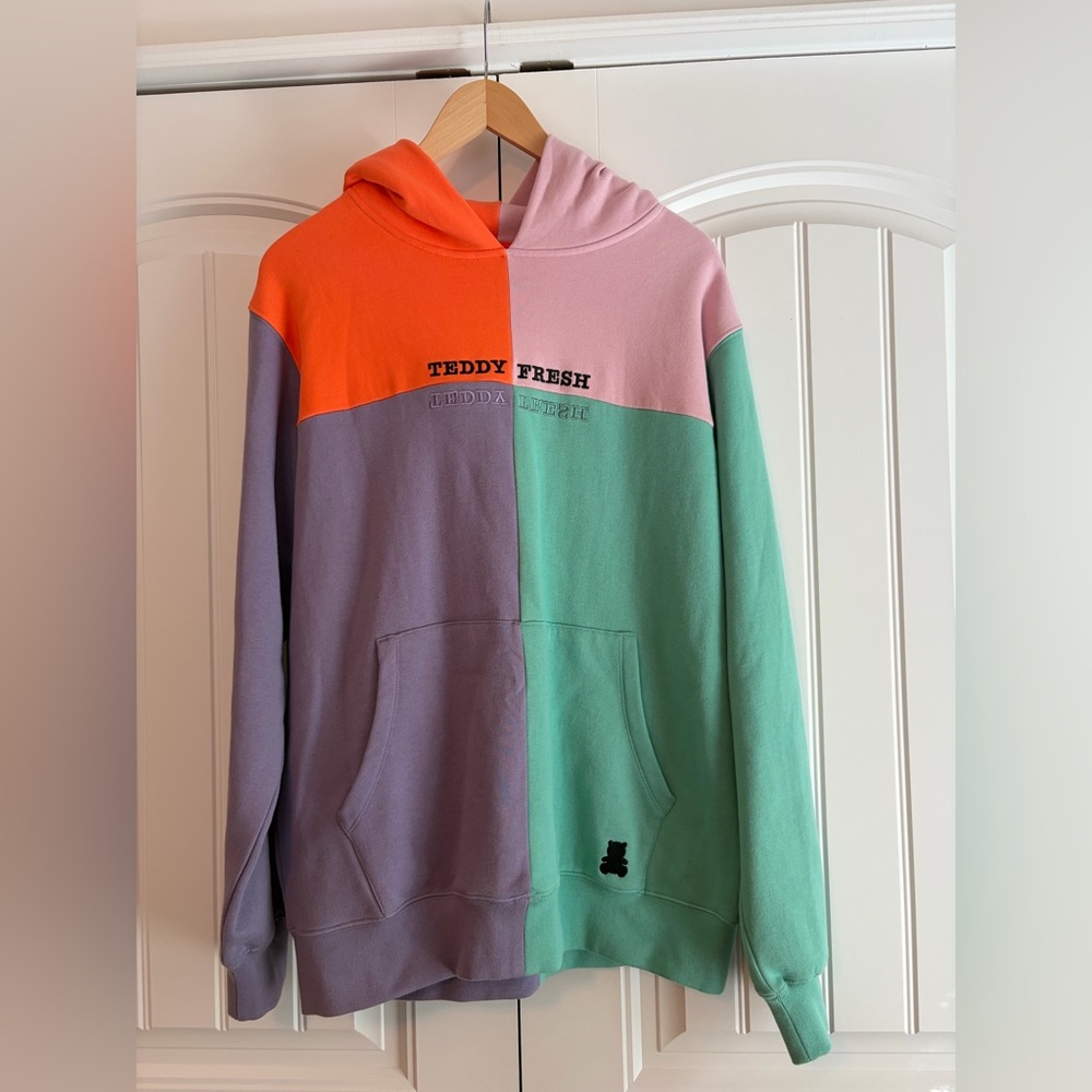 Teddy Fresh 4-Way Color Split Embroidered Sweatshirt Hoodie Men's Size L